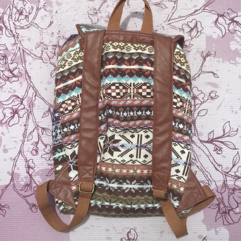 Aztec Sequenced Backpack - Picture 2 of 8